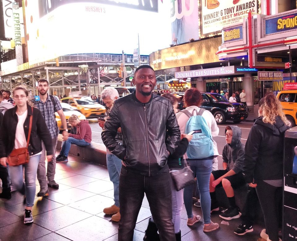 B’Flow To Share Stage With Nigeria’s First Lady, Aisha Buhari In New York